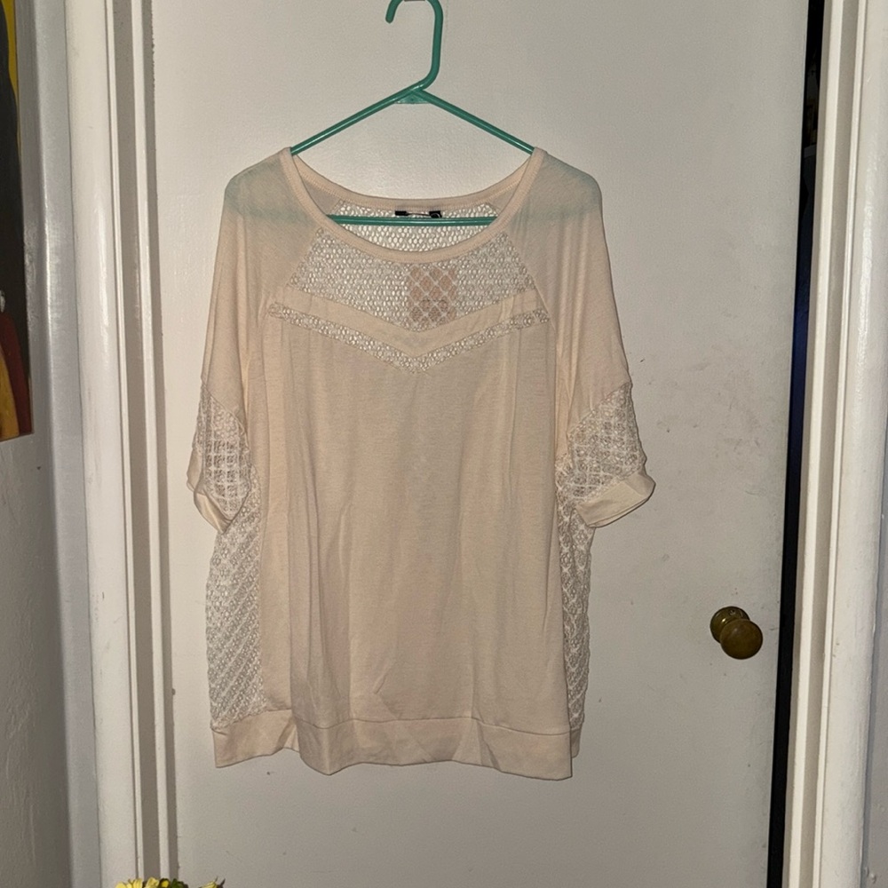 Very Cute Stylish Short Sleeve Top